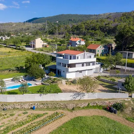 Σπίτι διακοπών House Anavi *