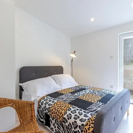 House Anavi * Tugare