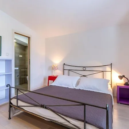 House Anavi Semesterbostad *
