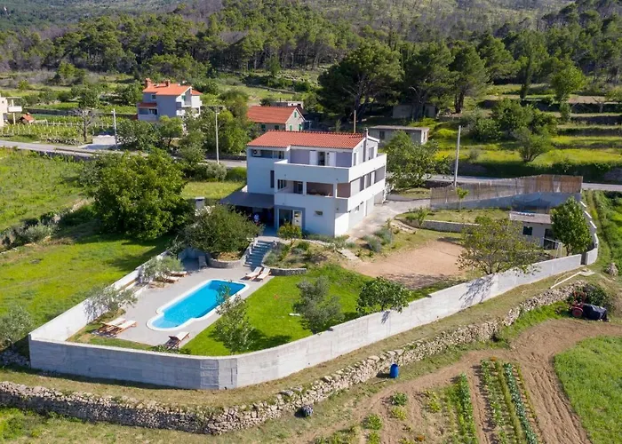 House Anavi *