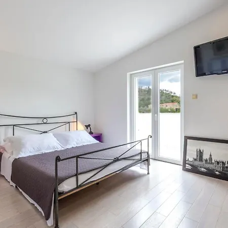 House Anavi בית נופש