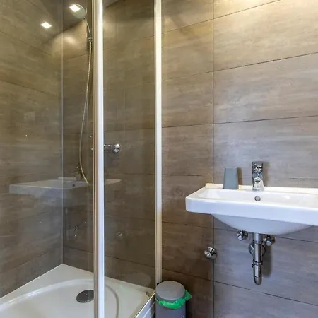 House Anavi *