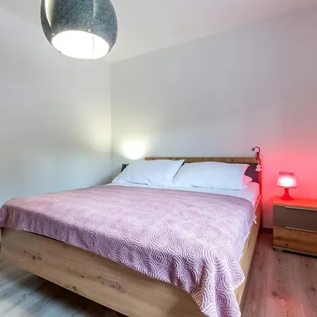 House Anavi בית נופש Tugare