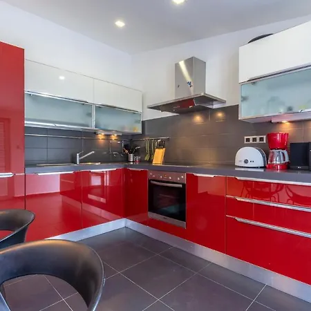 House Anavi *