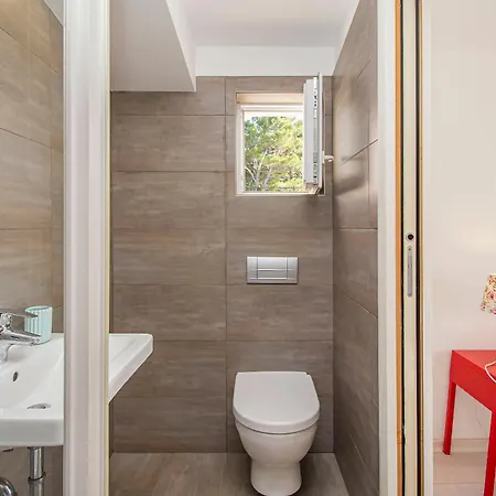 House Anavi בית נופש Tugare